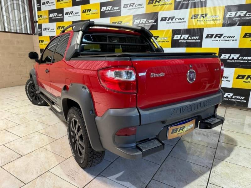 FIAT - STRADA 1.8 MPI ADVENTURE CD 16V FLEX 3P AUTOMATIZADO - 2015/2015 - VERMELHA - R$ 58.900,00