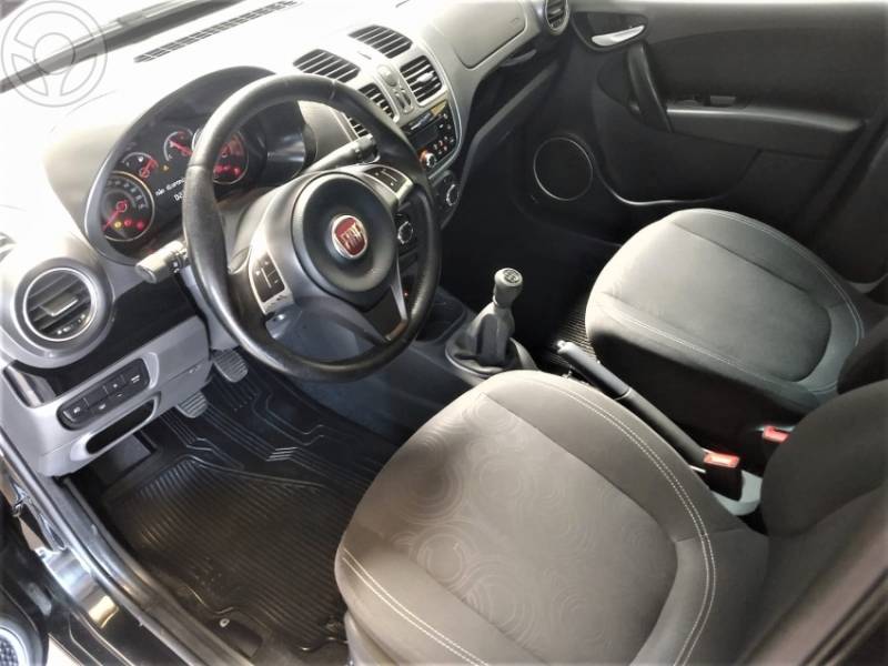FIAT - GRAND SIENA 1.4 MPI ATTRACTIVE 8V FLEX 4P MANUAL - 2017/2018 - PRETA - R$ 48.900,00