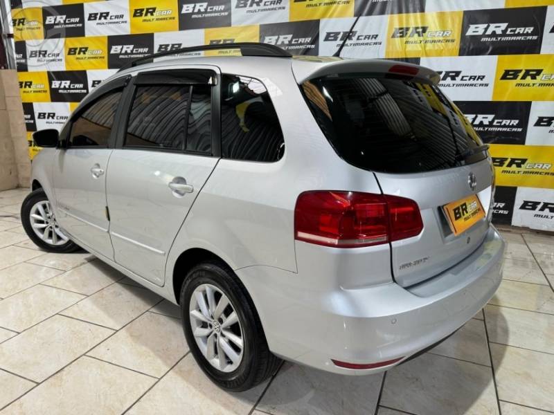 VOLKSWAGEN - SPACEFOX 1.6 MSI COMFORTLINE 8V FLEX 4P AUTOMATIZADO - 2015/2015 - PRATA - R$ 55.900,00