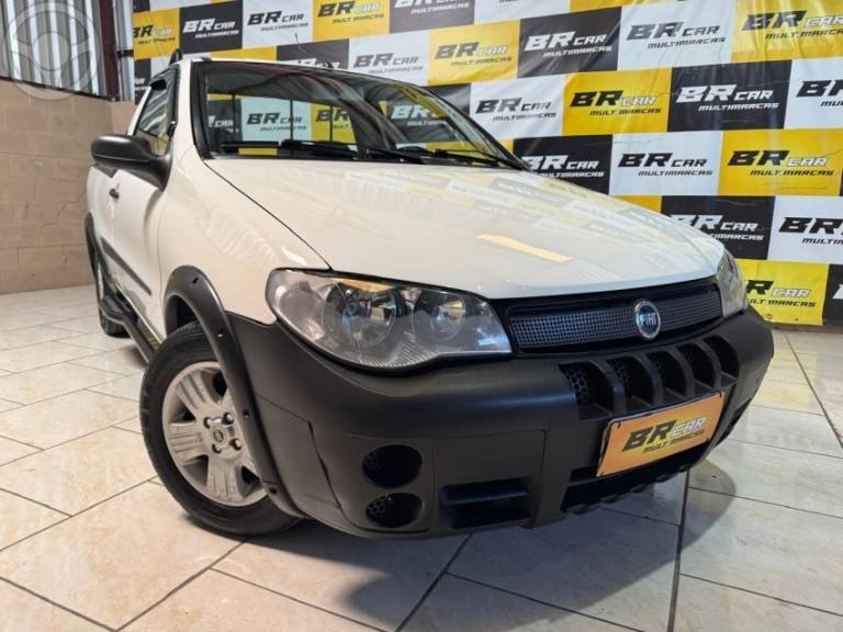 FIAT - STRADA 1.4 MPI FIRE CS 8V FLEX 2P MANUAL - 2007/2008 - BRANCA - R$ 32.900,00