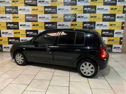 RENAULT - CLIO 1.0 AUTHENTIQUE 16V FLEX 4P MANUAL - 2009/2009 - PRETA - R$ 19.800,00