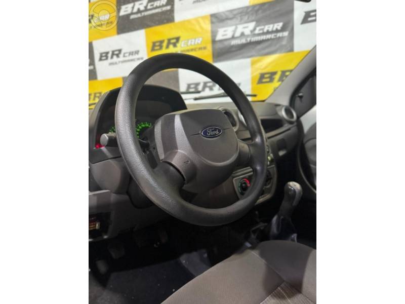 FORD - KA 1.0 MPI 8V FLEX 2P MANUAL - 2009/2010 - PRATA - R$ 23.900,00