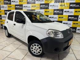 FIAT - UNO 1.0 EVO VIVACE 8V FLEX 4P MANUAL - 2011/2012 - BRANCA - R$ 29.900,00