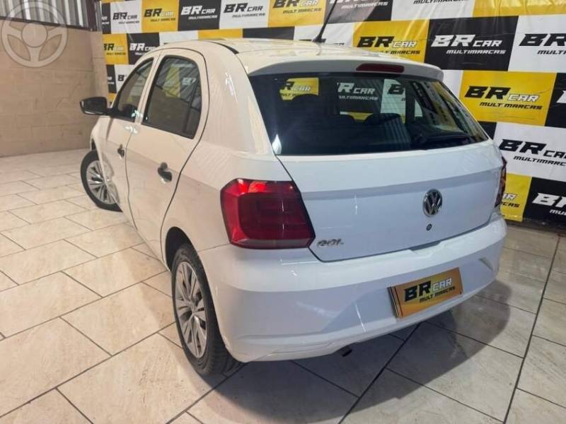 VOLKSWAGEN - GOL 1.0 12V MPI TOTALFLEX 4P MANUAL - 2021/2021 - BRANCA - R$ 49.900,00