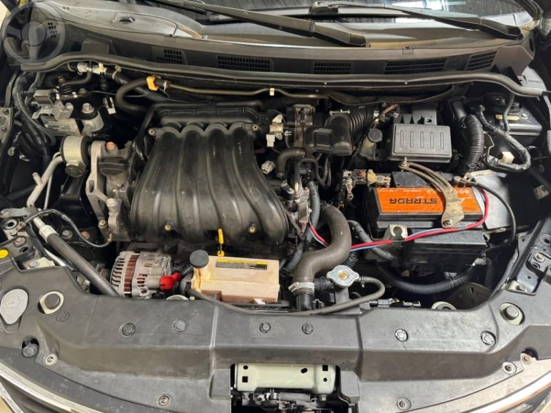 NISSAN - TIIDA 1.8 SEDAN 16V FLEX 4P MANUAL - 2011/2012 - PRETA - R$ 29.900,00