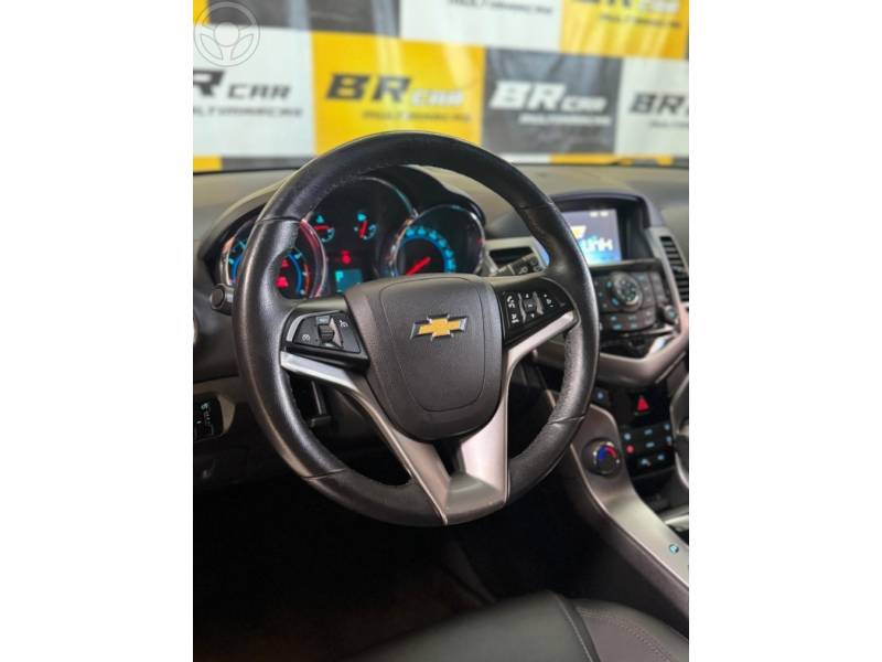 CHEVROLET - CRUZE 1.8 LTZ SPORT6 16V FLEX 4P AUTOMÁTICO - 2013/2014 - CINZA - R$ 68.900,00