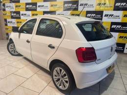 VOLKSWAGEN - GOL 1.0 12V MPI TOTALFLEX 4P MANUAL - 2021/2021 - BRANCA - R$ 49.900,00