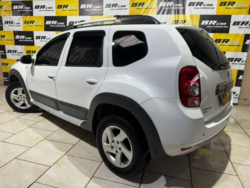 RENAULT - DUSTER 1.6 DYNAMIQUE 4X2 16V FLEX 4P MANUAL - 2012/2013 - BRANCA - R$ 47.900,00