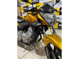 HONDA - CB 300R ABS - 2009/2010 - AMARELA - R$ 11.900,00