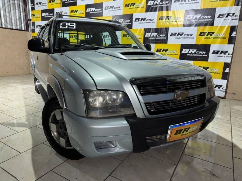 CHEVROLET - S10 2.4 MPFI EXECUTIVE 4X2 CD 8V FLEX 4P MANUAL - 2009/2009 - PRATA - R$ 62.900,00