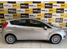 FORD - FIESTA 1.6 TITANIUM HATCH 16V FLEX 4P AUTOMÁTICO - 2014/2015 - PRATA - R$ 49.900,00