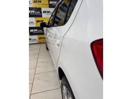 RENAULT - SANDERO 1.6 EXPRESSION 8V FLEX 4P MANUAL - 2014/2015 - BRANCA - R$ 47.900,00