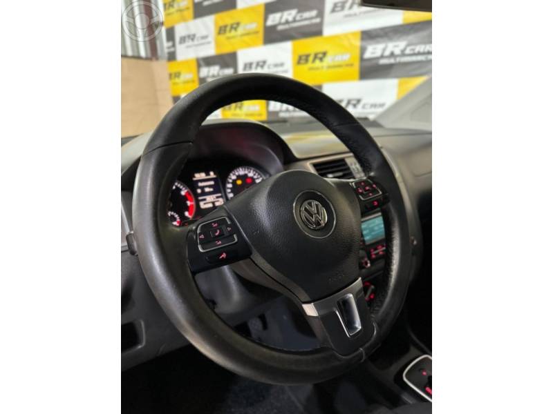 VOLKSWAGEN - SPACEFOX 1.6 MSI COMFORTLINE 8V FLEX 4P AUTOMATIZADO - 2015/2015 - PRATA - R$ 52.900,00