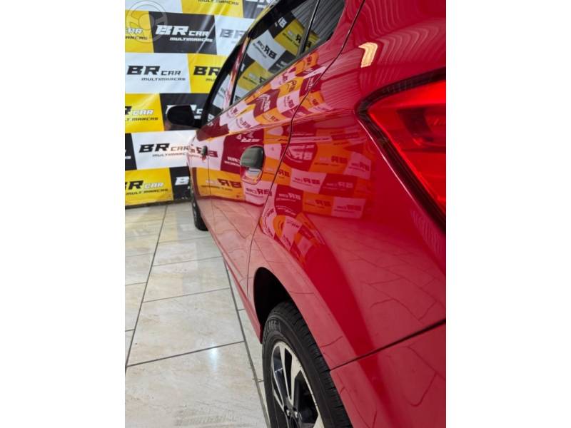 CHEVROLET - ONIX 1.0 MPFI LS 8V FLEX 4P MANUAL - 2014/2015 - VERMELHA - R$ 44.900,00