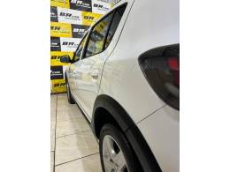 RENAULT - SANDERO 1.6 STEPWAY ZEN 16V FLEX 4P MANUAL - 2020/2021 - BRANCA - R$ 62.900,00