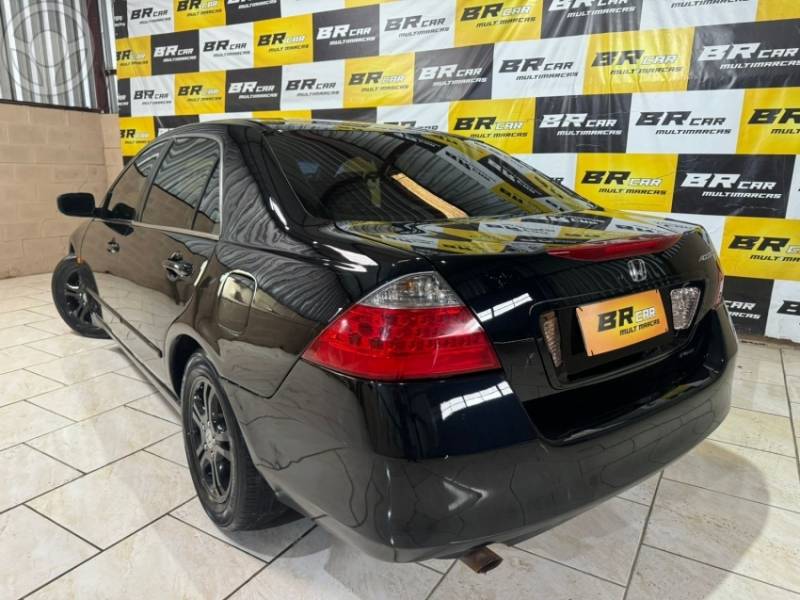 HONDA - ACCORD 2.0 LX 16V 4P AUTOMÁTICO - 2007/2007 - PRETA - R$ 32.900,00