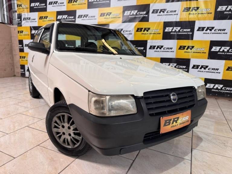 FIAT - UNO 1.0 MPI LE FIRE 8V FLEX 2P MANUAL - 2008/2008 - BRANCA - R$ 17.900,00