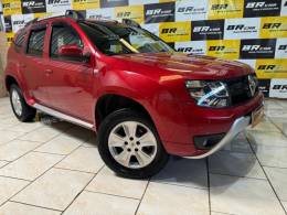 RENAULT - DUSTER 1.6 DYNAMIQUE 4X2 16V FLEX 4P MANUAL - 2016/2017 - VERMELHA - R$ 63.900,00