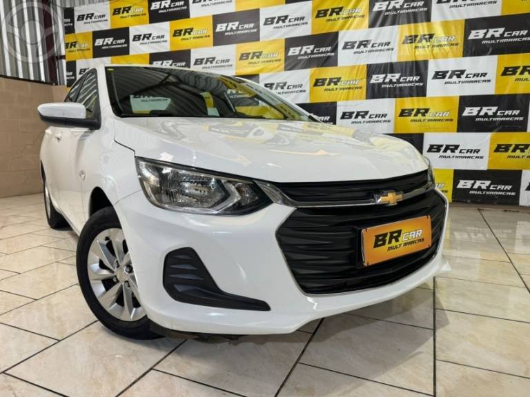 CHEVROLET - ONIX 1.0 LT PLUS 4P FLEX MANUAL - 2022/2023 - BRANCA - R$ 73.900,00