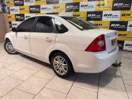 FORD - FOCUS 1.6 GL SEDAN 16V FLEX 4P MANUAL - 2011/2011 - BRANCA - R$ 35.900,00