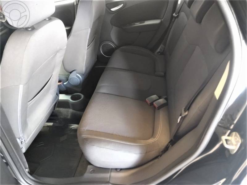 FIAT - GRAND SIENA 1.4 MPI ATTRACTIVE 8V FLEX 4P MANUAL - 2017/2018 - PRETA - R$ 48.900,00