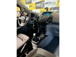 FORD - ECOSPORT 1.6 FREESTYLE 16V FLEX 4P MANUAL - 2014/2015 - VERMELHA - R$ 53.900,00