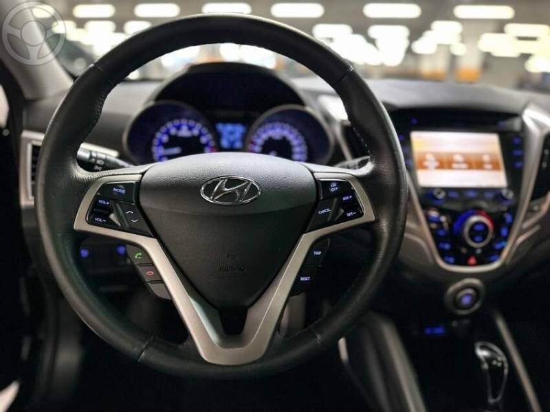 HYUNDAI - VELOSTER 1.6 16V 3P AUTOMÁTICO - 2012/2013 - PRETA - R$ 63.900,00