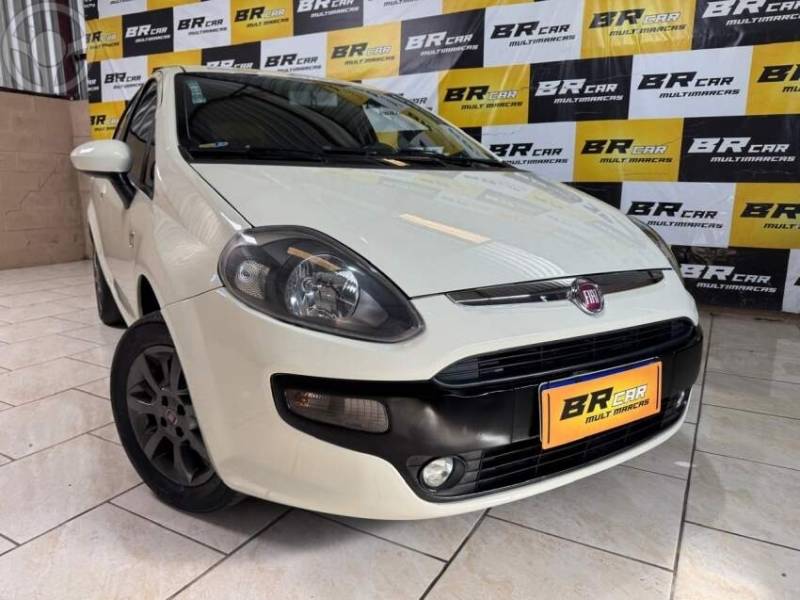 FIAT - PUNTO 1.4 ATTRACTIVE 8V FLEX 4P MANUAL - 2015/2016 - BRANCA - R$ 40.900,00