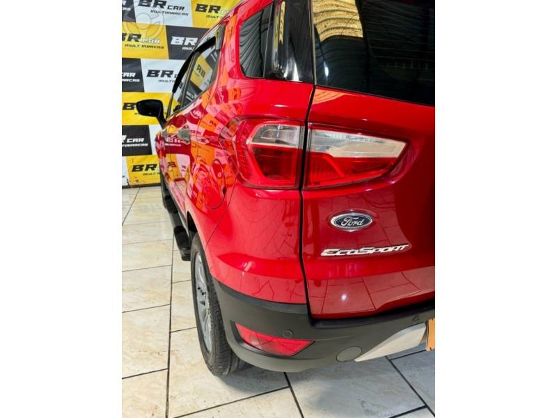 FORD - ECOSPORT 1.6 FREESTYLE 16V FLEX 4P MANUAL - 2014/2015 - VERMELHA - R$ 53.900,00